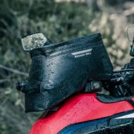 Geantă pentru rezervor pentru motocicletă SHAD WATERPROOF TR10CL cu blocare