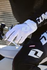Motocross gloves ONE INDUSTRIES V-197 ICE WHITE